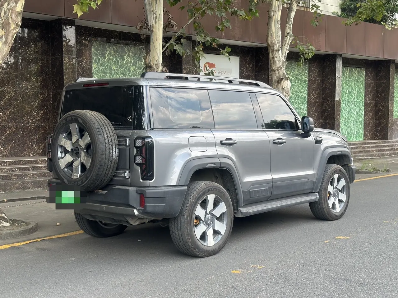 Beijing 2025 BJ40e Standard Edition Automatic 3