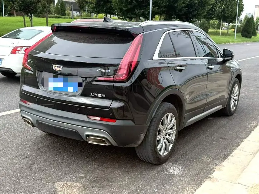 Cadillac 2022 XT4 48V 2.0T 28T Two-Drive Luxury Automatic Gear 7