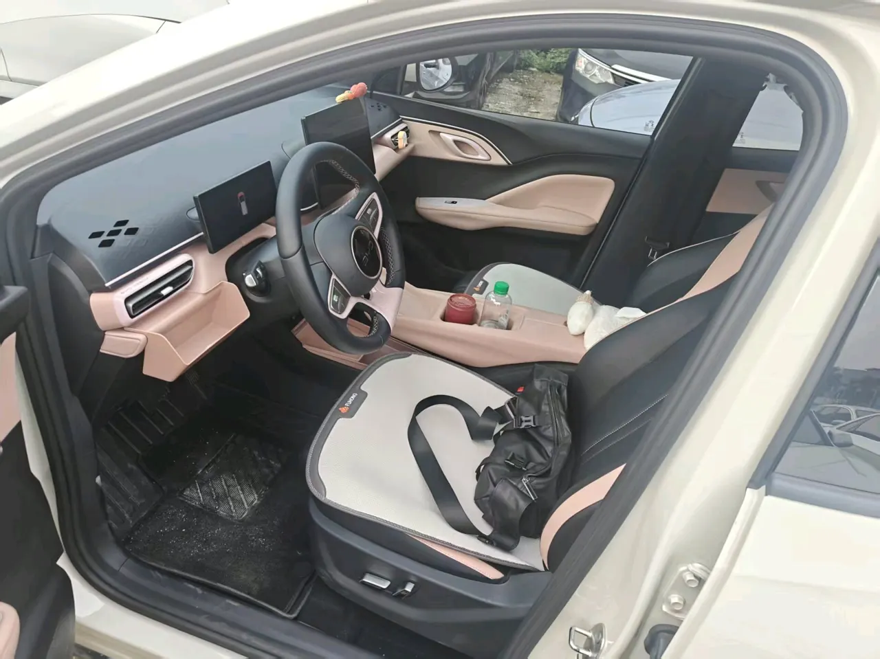 BYD 2025 Seagull 405km Flying Edition Automatic Gear 2