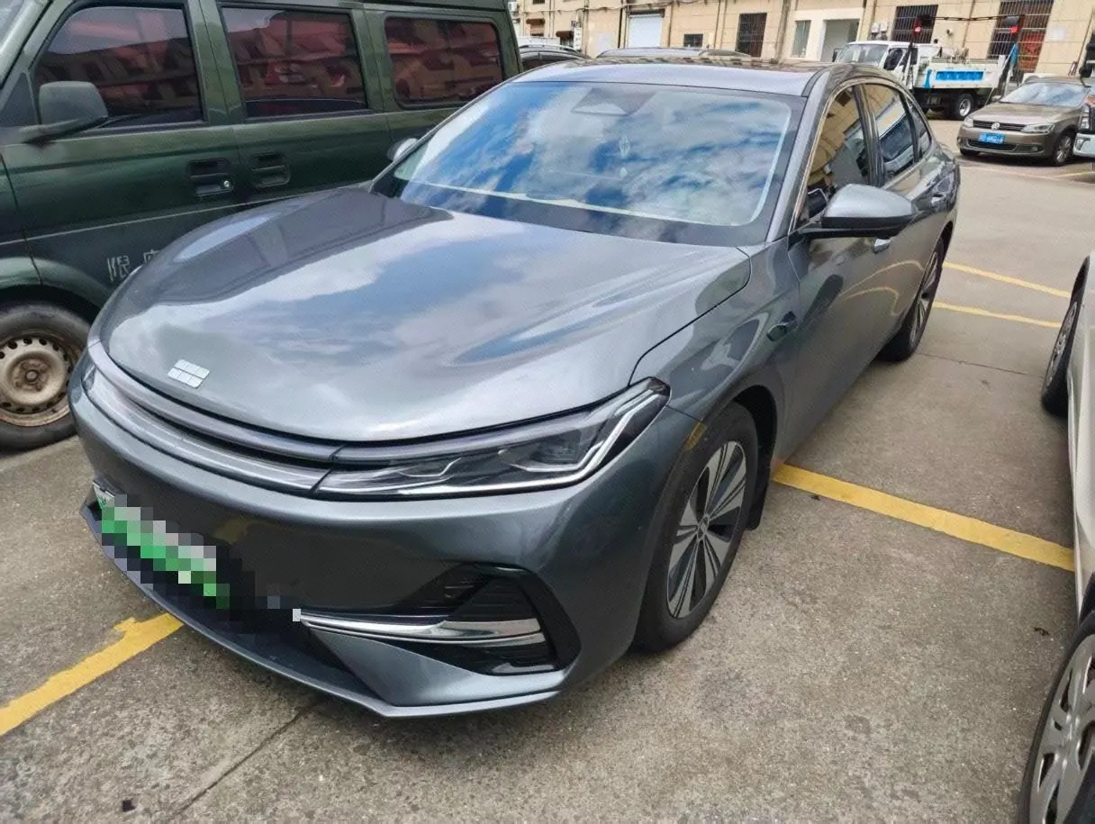 Open image lightbox: Geely Galaxy 2025 A7 EM-i 1.5 150km Discovery Edition Automatic Gear