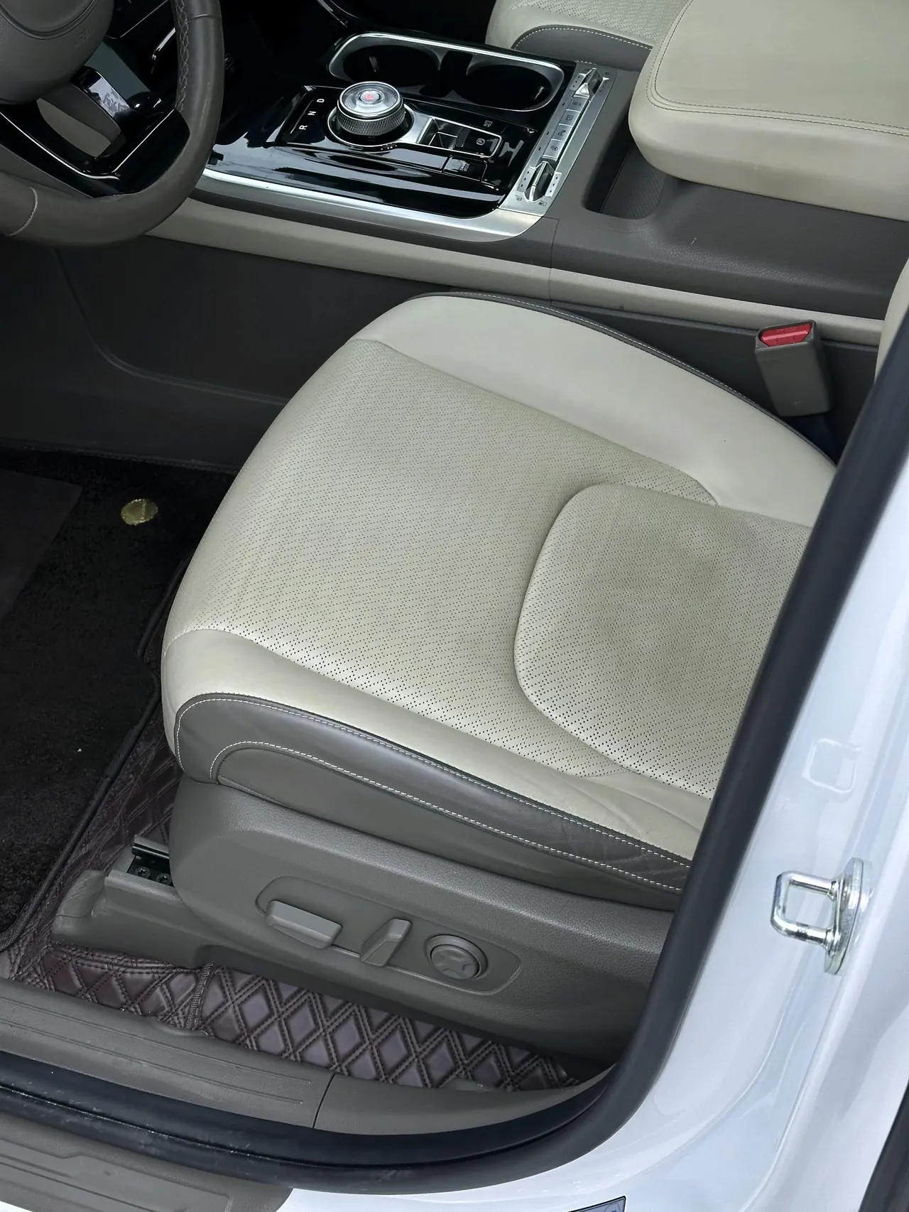 Kia 2021 Jiahua 2.0T Luxury Premium Automatic Gear 3