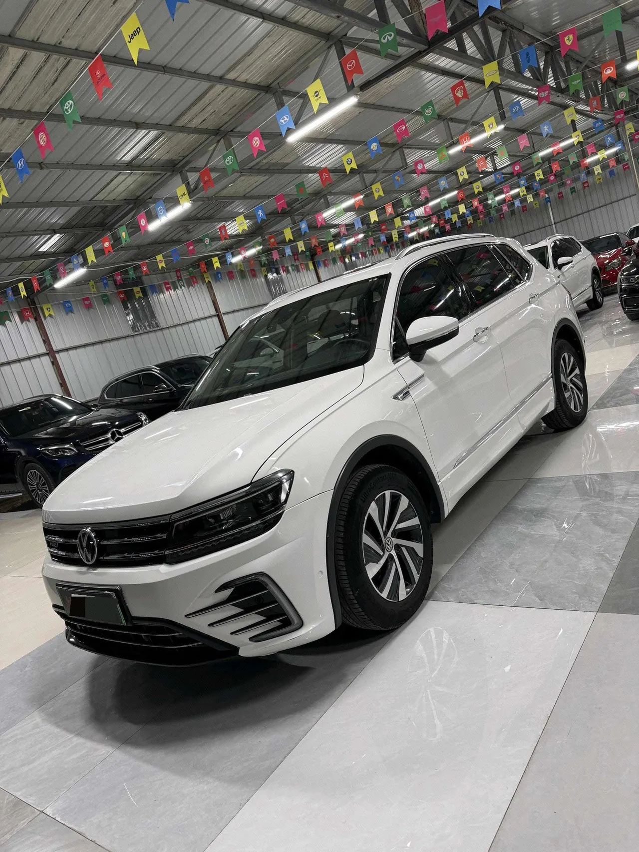 Volkswagen Tiguan L New Energy 2020 Tiguan L PHEV 1.4T 430 Flagship Automatic Gear - View 1