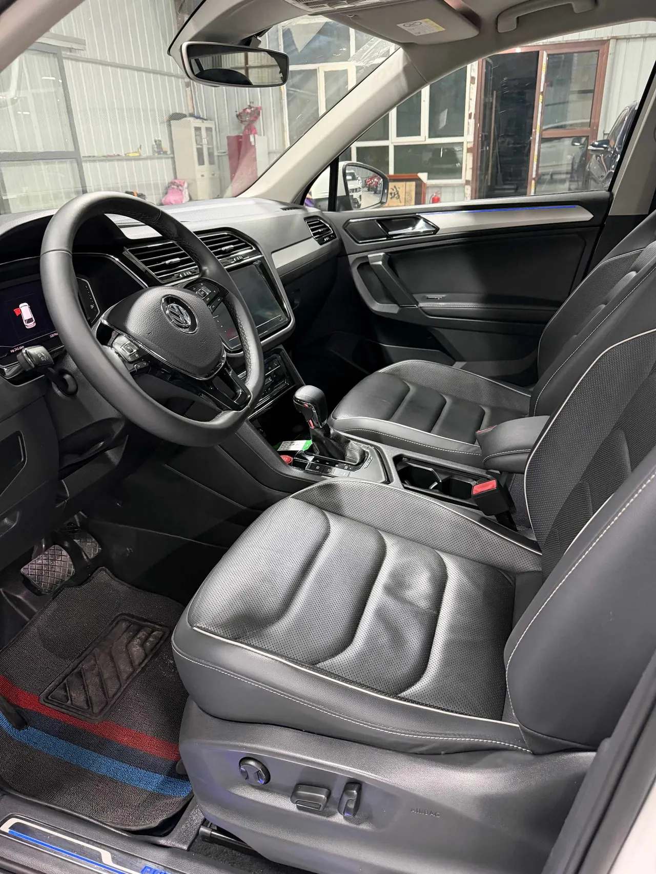 Volkswagen Tiguan L New Energy 2020 Tiguan L PHEV 1.4T 430 Flagship Automatic Gear 4