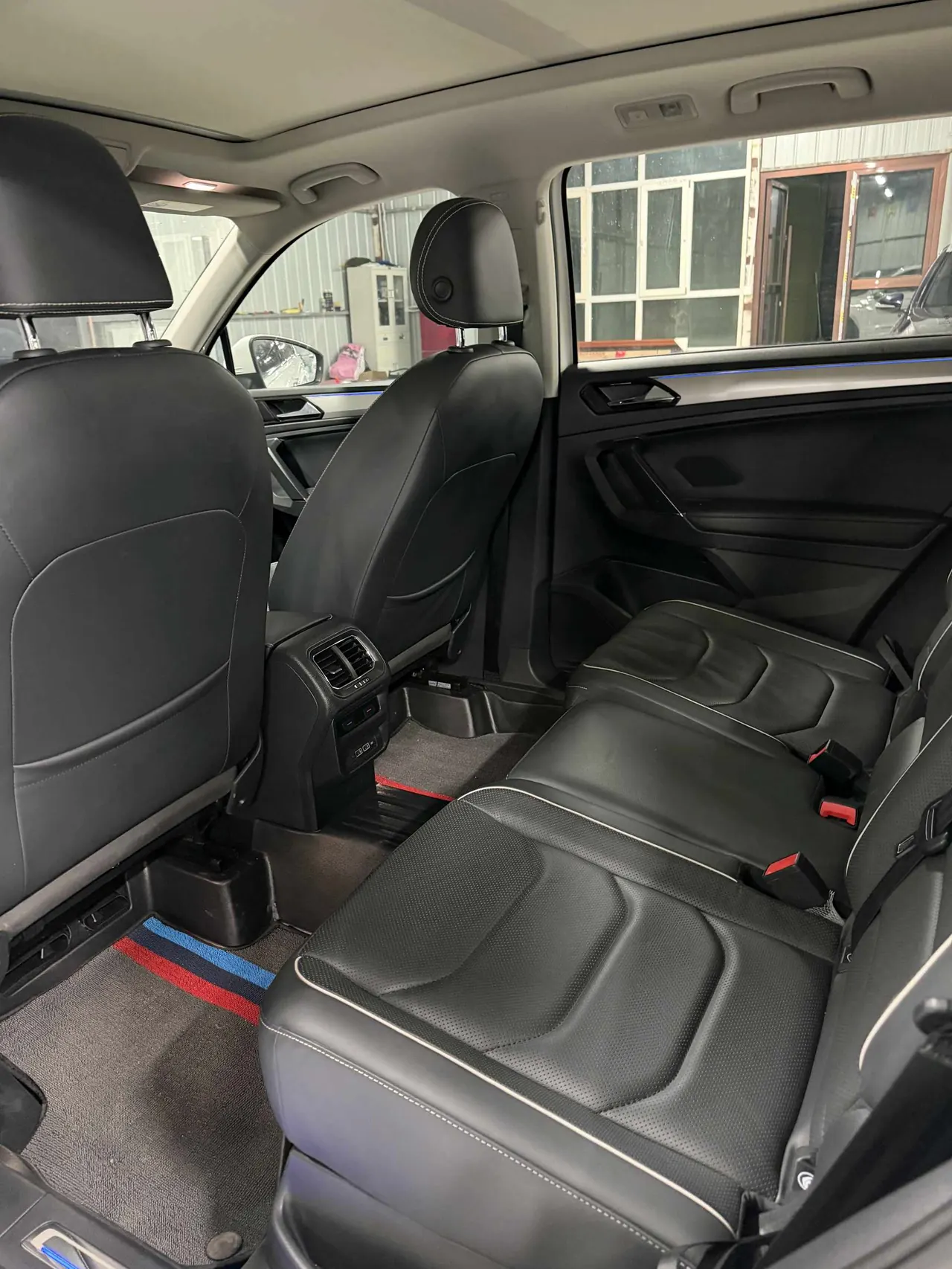 Volkswagen Tiguan L New Energy 2020 Tiguan L PHEV 1.4T 430 Flagship Automatic Gear 5