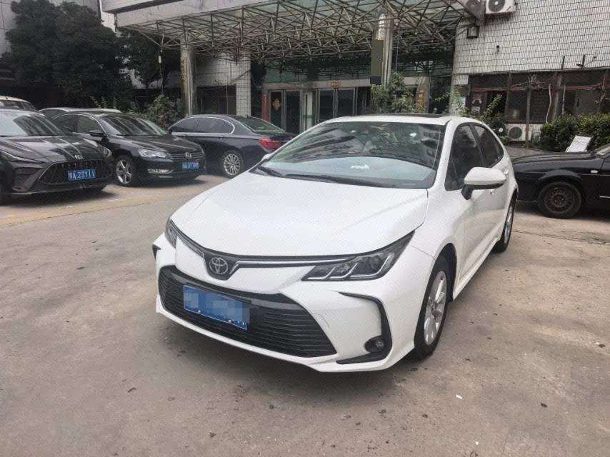 Open image lightbox: Toyota 2022 corolla 1.2T stepless pioneer PLUS version automatic gear