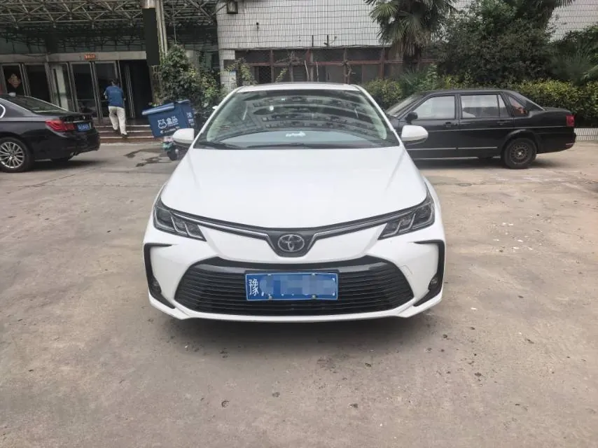 Toyota 2022 corolla 1.2T stepless pioneer PLUS version automatic gear 3