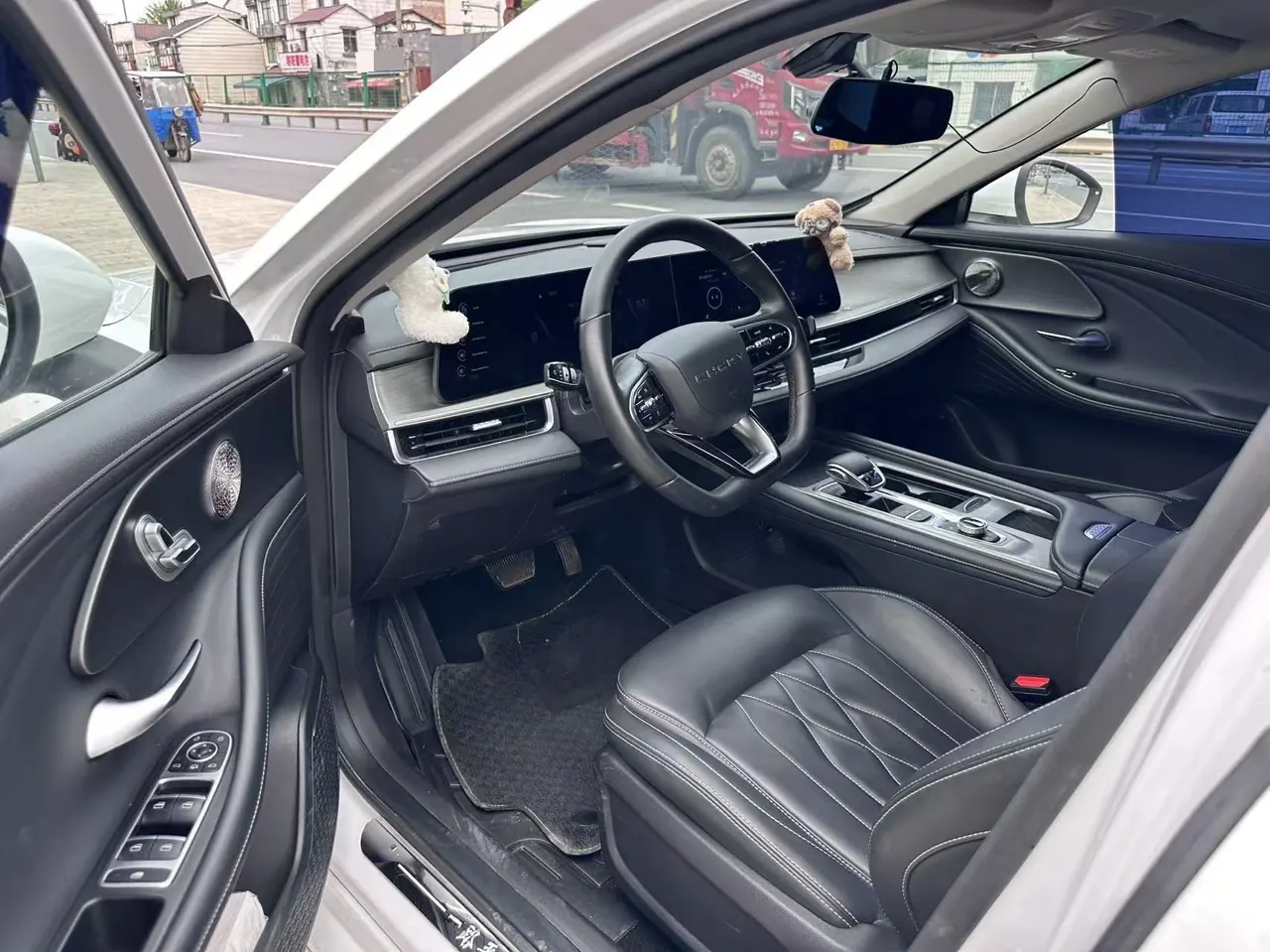 Chery 2022 Erez 8 1.6T is still automatic 3