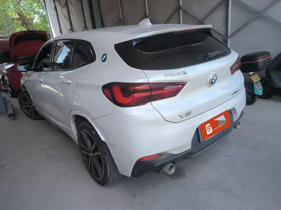 BMW 2021 X2 sDrive25i 2.0T Obsidian Night Edition Automatic Gear 10
