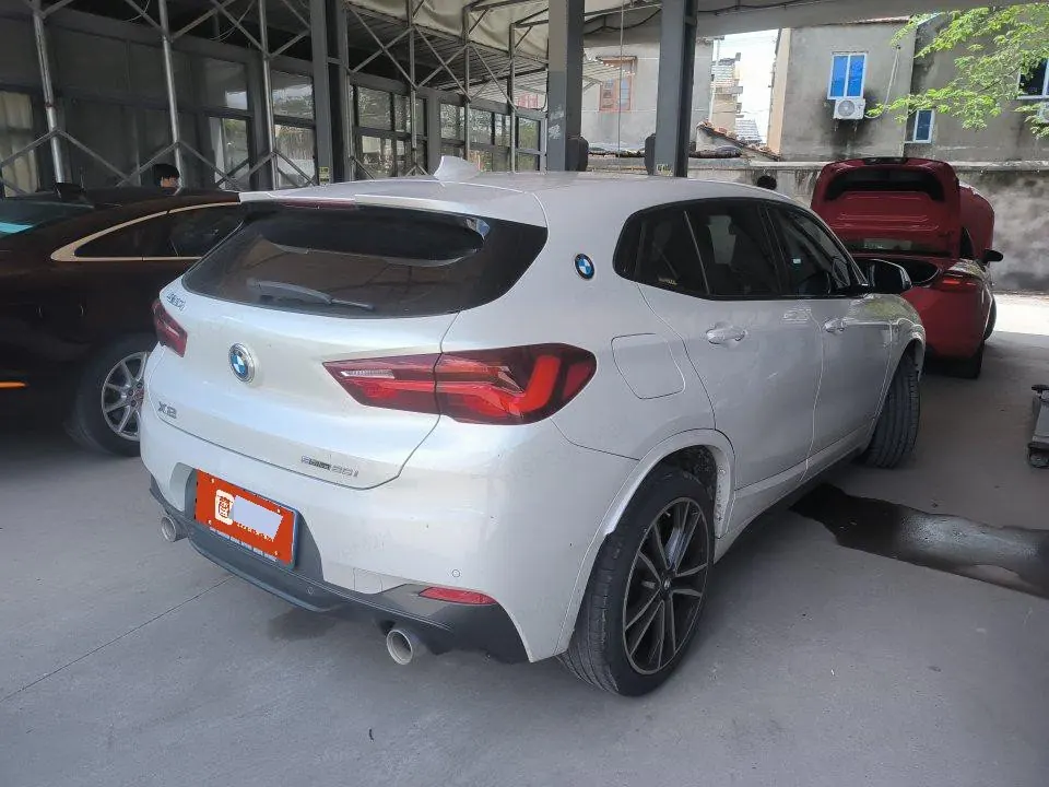 BMW 2021 X2 sDrive25i 2.0T Obsidian Night Edition Automatic Gear 11