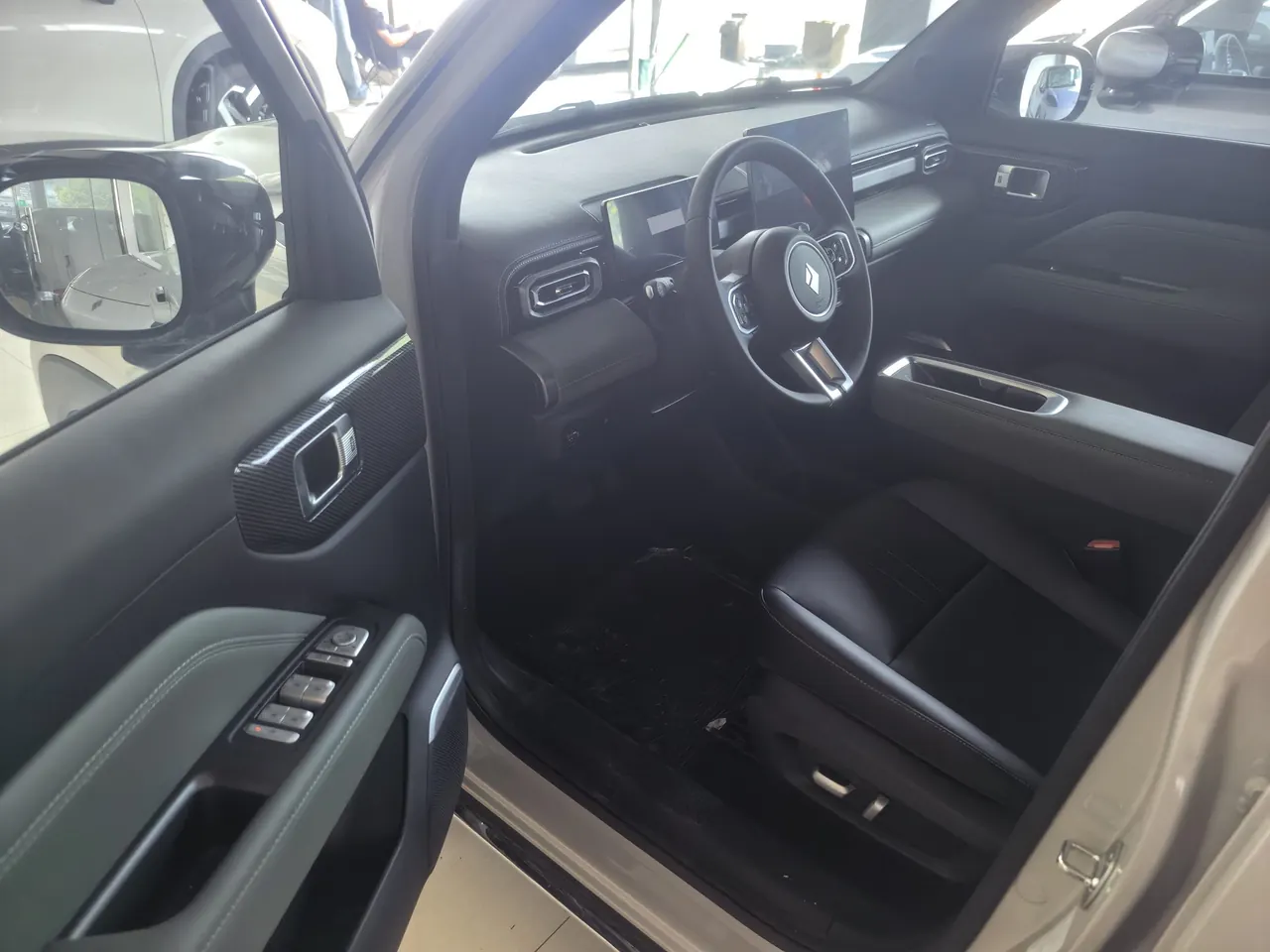 BaoJun 2026 Yueyou Plus 301km Flagship Automatic Gear 4