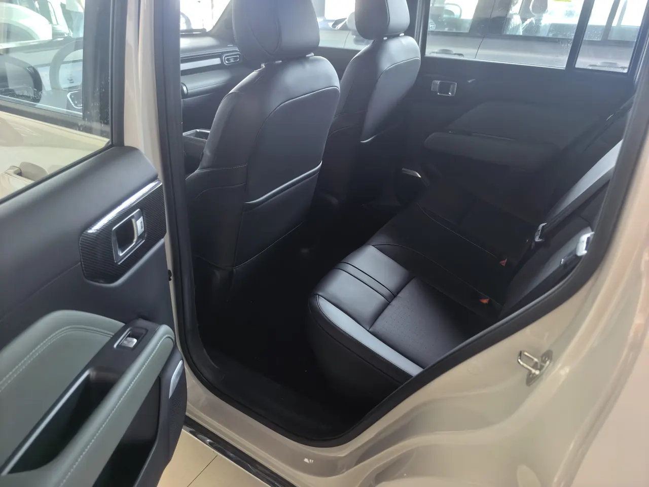 BaoJun 2026 Yueyou Plus 301km Flagship Automatic Gear 5
