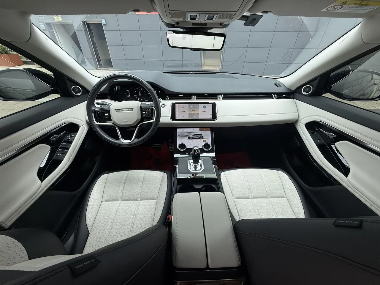 Land Rover 2021 Range Rover Aurora L 48V 2.0T 249PS R-Dynamic First edition First Edition Automatic Gear 6