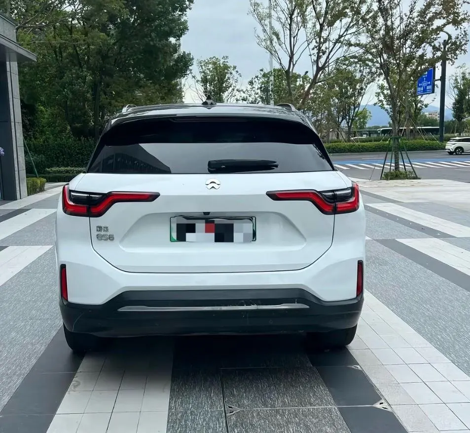 NIO 2022 ES6 75kWh Sports Edition Automatic Gear 2