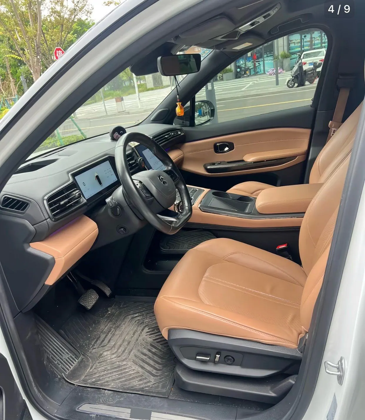 NIO 2022 ES6 75kWh Sports Edition Automatic Gear 5