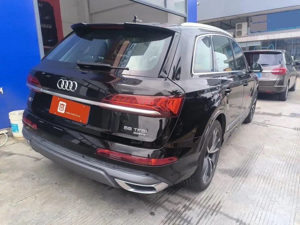 Audi Q7 (Imported) 2023 Q7 48V 3.0TFSI 55TFSI Quattro S line Sports Automatic 3