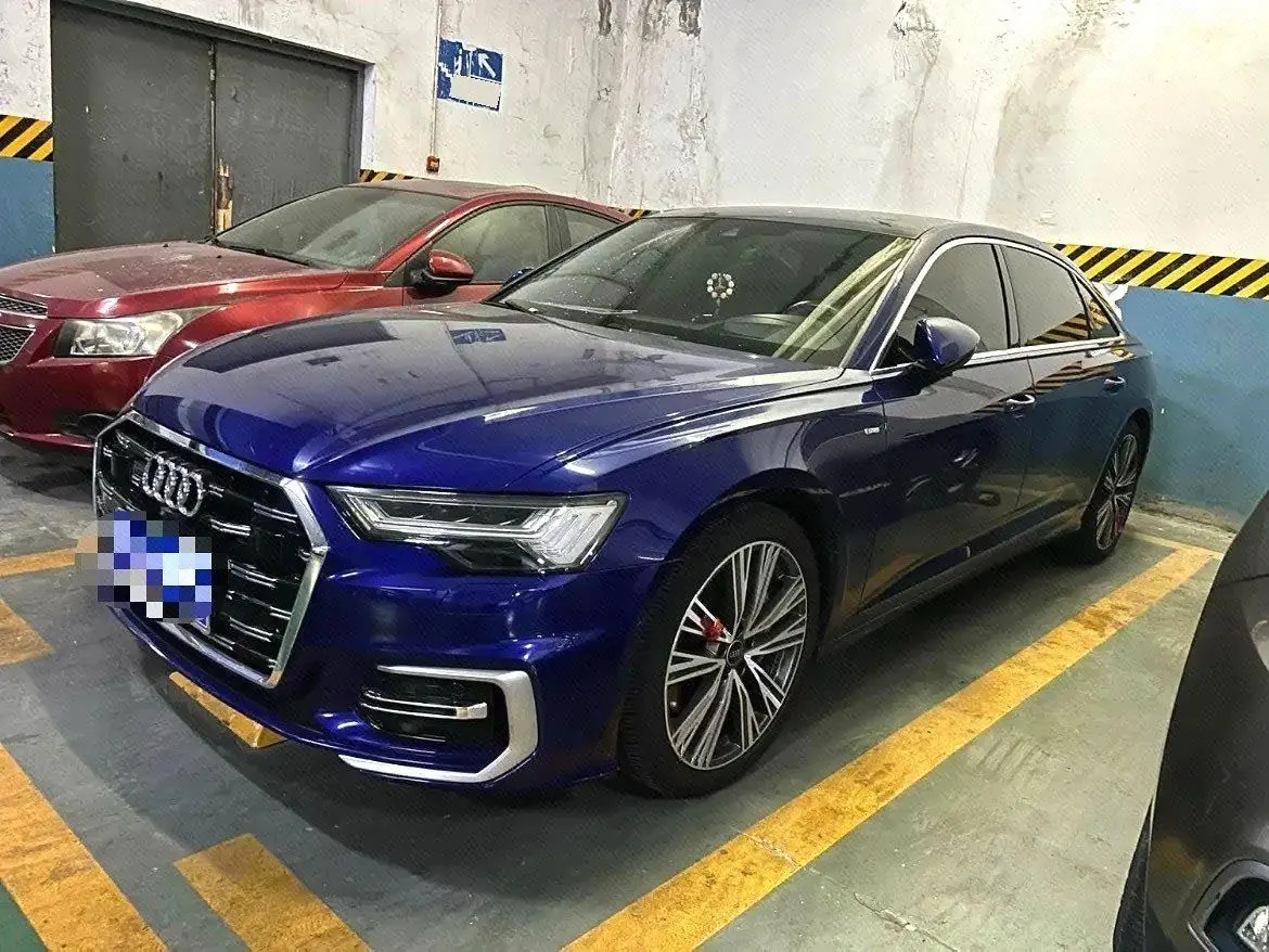 Open image lightbox: Audi 2022 A6L 48V 3.0TFSI 55TFSI Quattro Flagship Dynamic Automatic