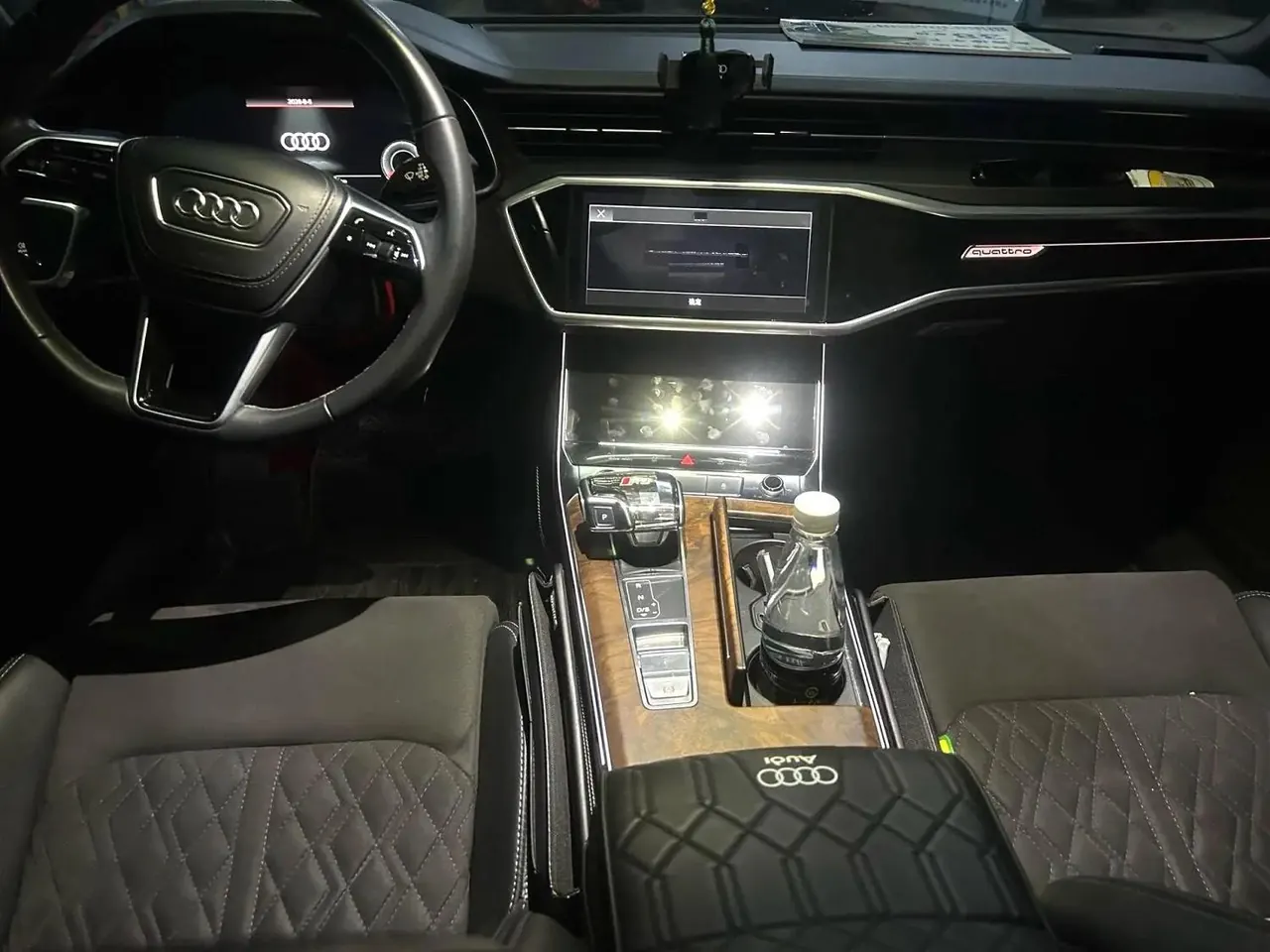 Audi 2022 A6L 48V 3.0TFSI 55TFSI Quattro Flagship Dynamic Automatic 4