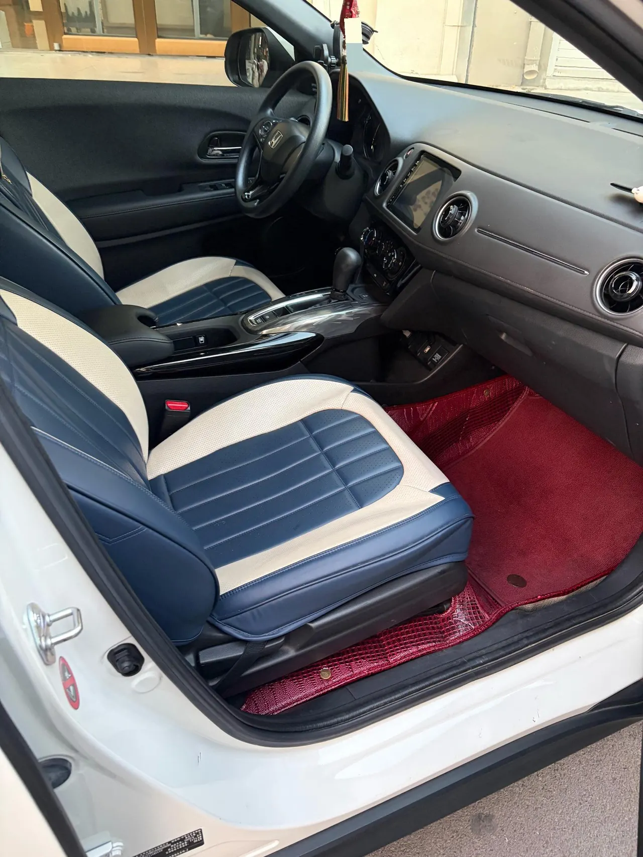 Honda 2021 XR-V 1.5 Stepless Comfort Edition Automatic Gear 3