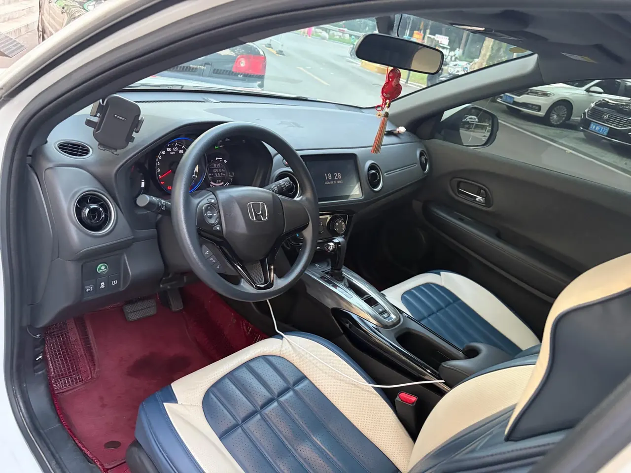 Honda 2021 XR-V 1.5 Stepless Comfort Edition Automatic Gear 4