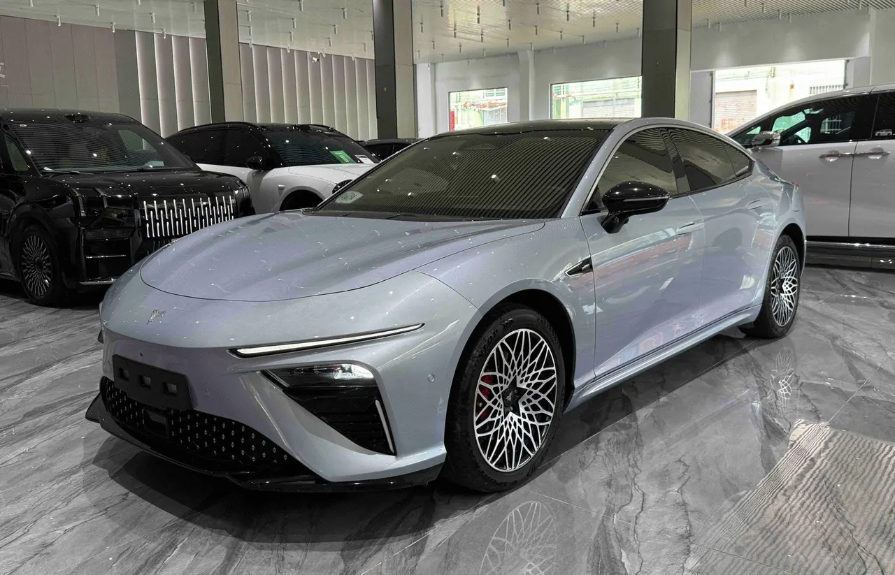 Open image lightbox: Neta 2022 Neta S 1.5 1160km rear drive large version automatic gear