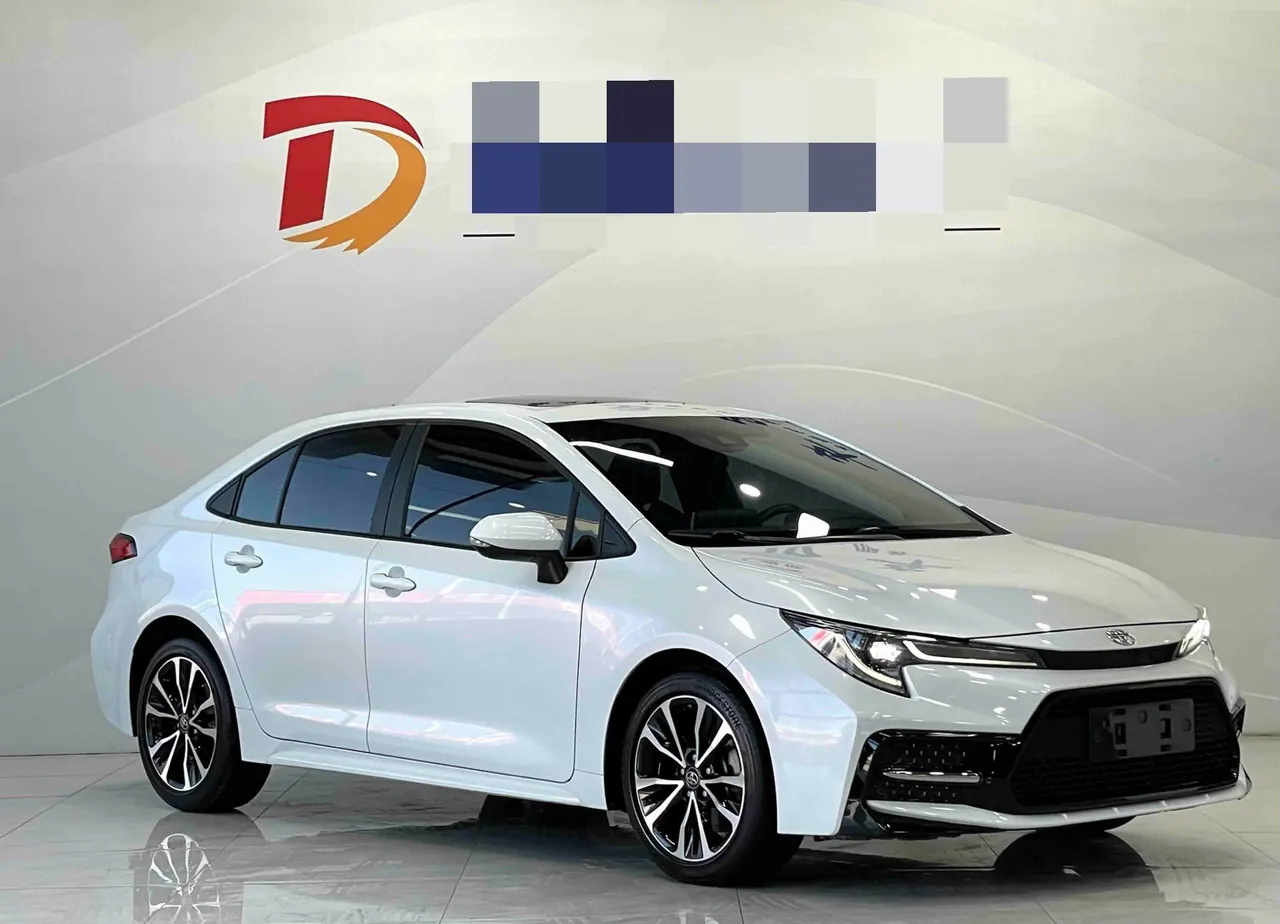 Toyota 2022 Lei Ling 1.2T Stepless 185T Sports Edition Automatic Gear 3