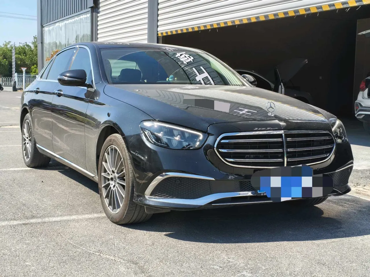 Mercedes Benz E Class 2023 E 260 L 2.0T Automatic 3