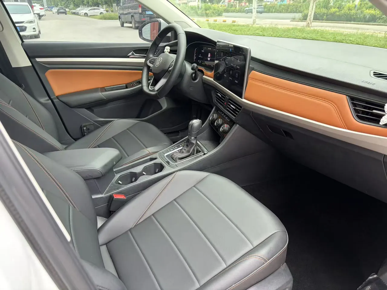 Volkswagen 2025 Bora 1.2TSI 200TSI Yuexing PRO Edition Automatic Gear 5