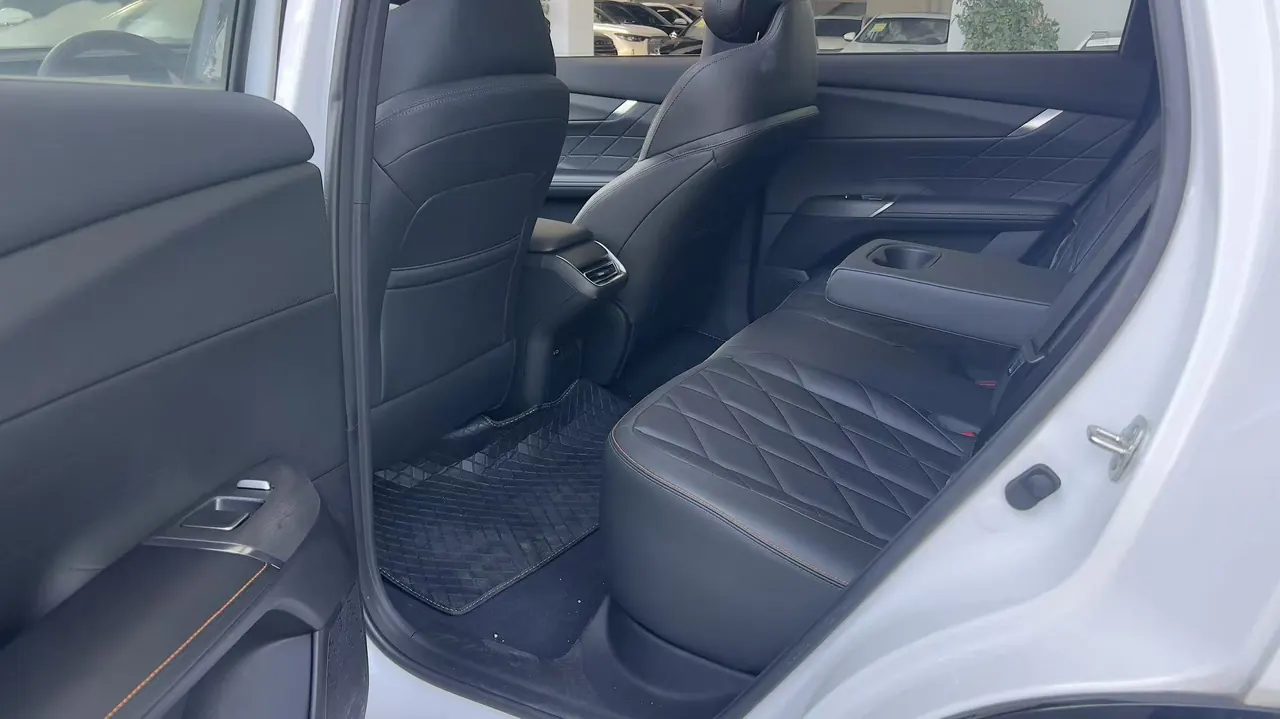 ChangAn 2025 CS75 PLUS 2.0T Ultra New Blue Whale Auto 5