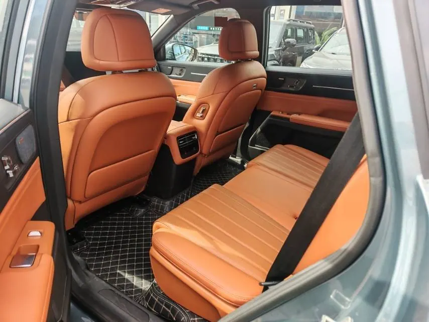 Jetour 2025 X70L 2.0TD flagship 7-seat automatic gear 4