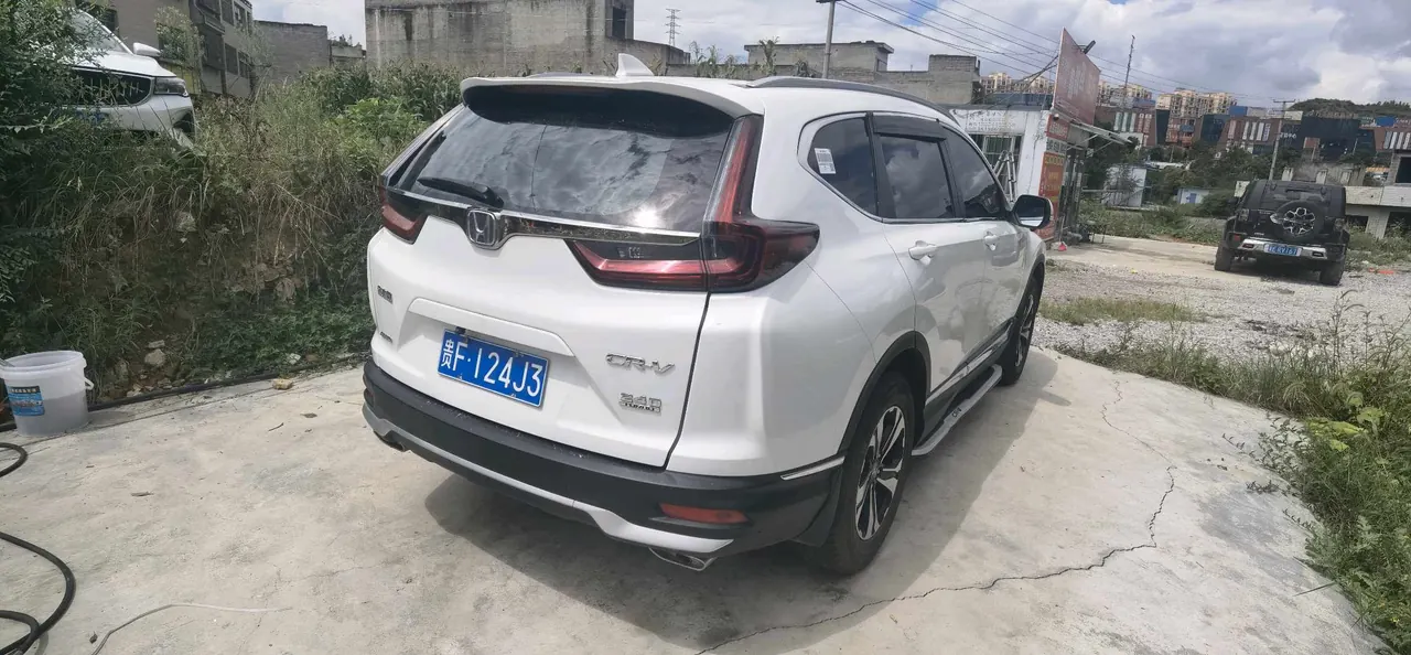 Honda 2021 CR-V 1.5T stepless 240TURBO four-wheel drive deluxe automatic gear 3