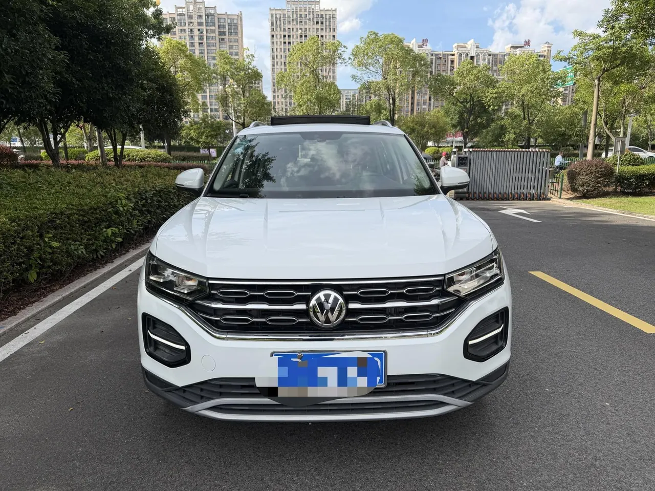 Volkswagen 2020 Tanyue 2.0TSI 330TSI Two-Drive Deluxe Smart Joint Edition Automatic Gear 2