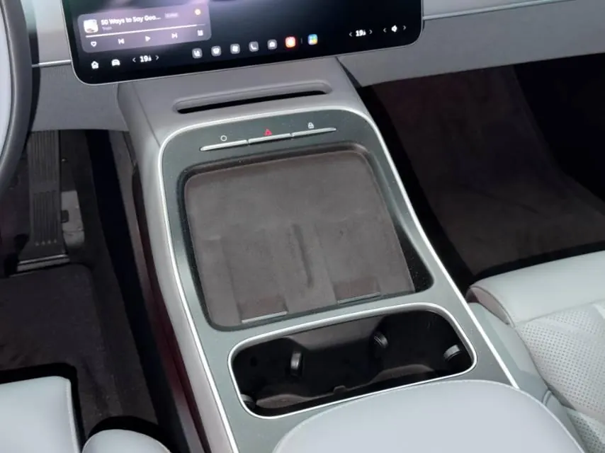 NIO 2025 ET5T 75kWh Touring automatic 13