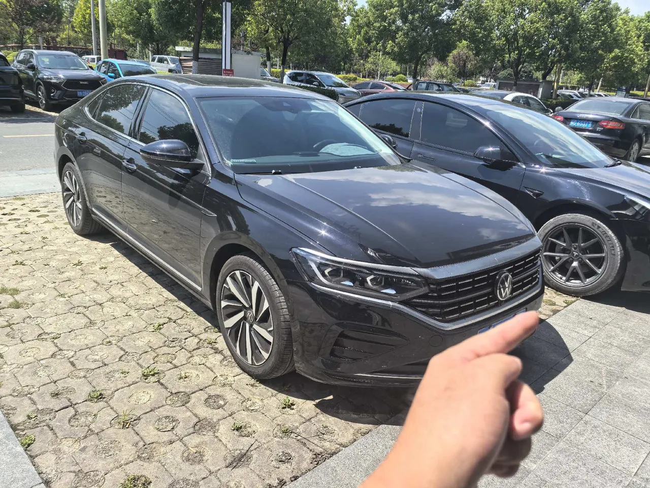 Volkswagen 2023 Passat 2.0TSI 330TSI Deluxe Edition (Modified) Automatic Gear 2