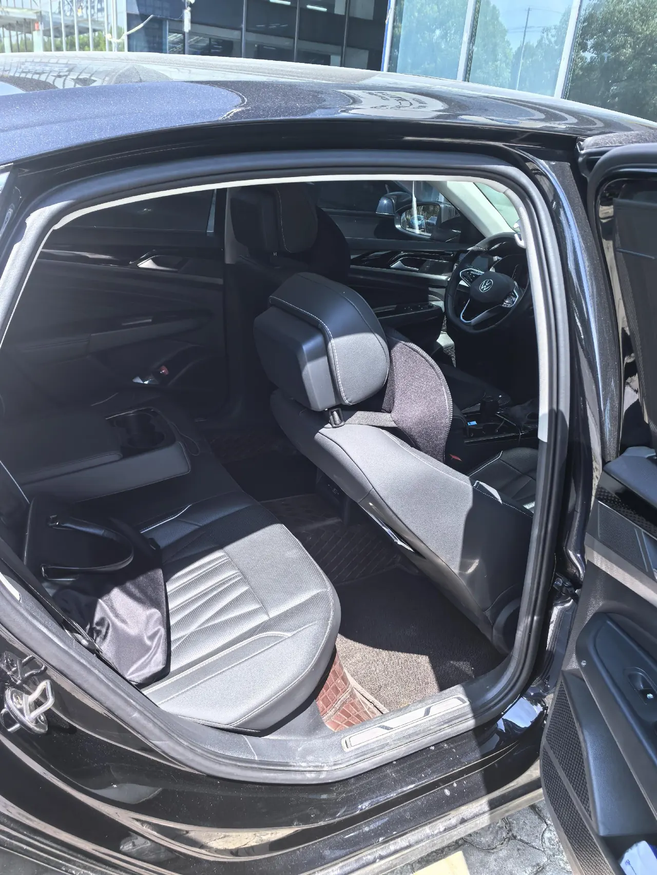 Volkswagen 2023 Passat 2.0TSI 330TSI Deluxe Edition (Modified) Automatic Gear 4