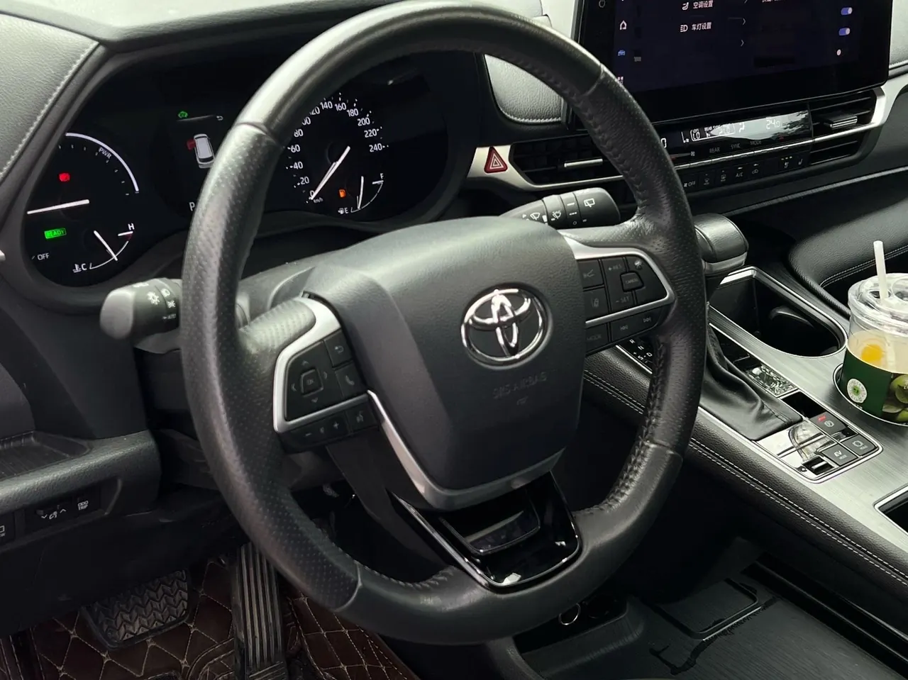 Toyota 2023 Sai 2.5 Stepless Premium Edition Automatic Gear 4