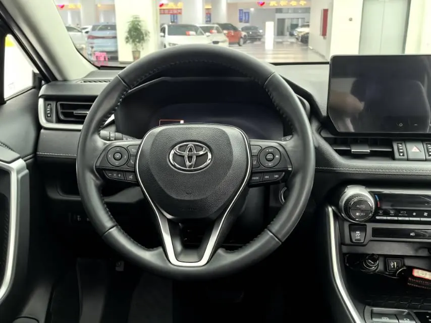 Toyota 2023 Willanda 2.0 Stepless Two-Drive Luxury PLUS Edition Automatic Gear 17