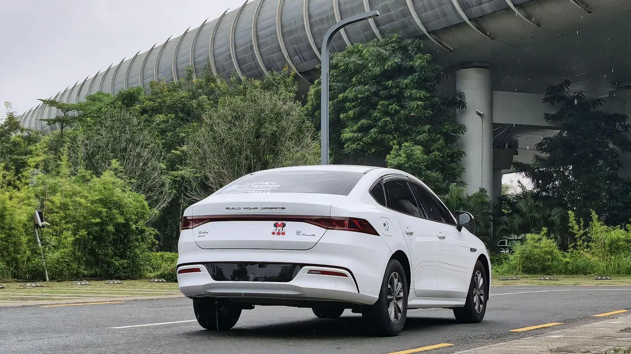 BYD 2024 Qin PLUS DM-i 1.5 stepless glory version 55KM leading automatic gear 6