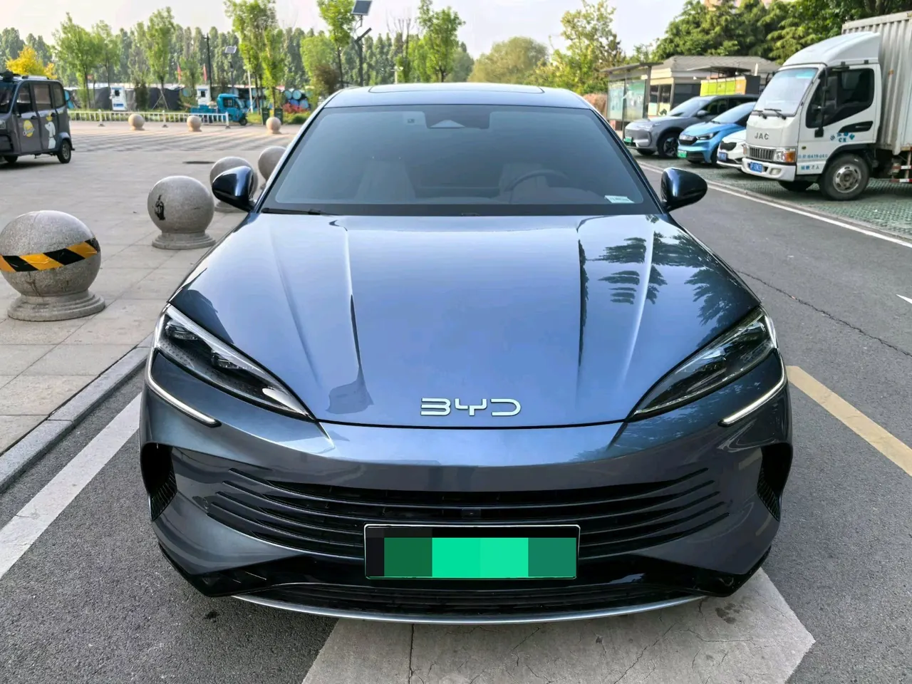 BYD 2023 Seal DM-i 1.5T Stepless 121km Honorable Automatic Gear 2