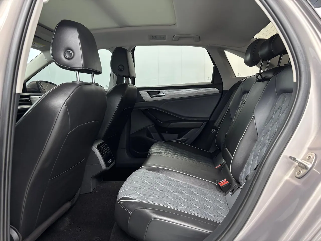 Volkswagen 2023 Sagittarius 1.4TSI 280TSI Excellence Plus Edition Automatic Gear 5
