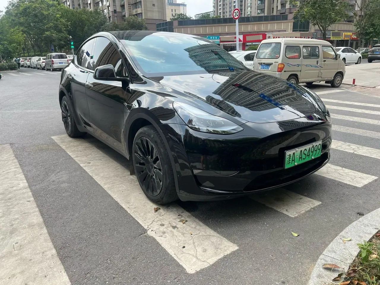 Tesla 2023 Model Y long endurance all-wheel drive version automatic transmission 2