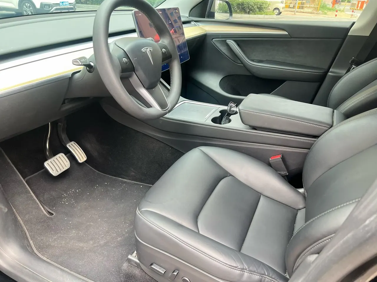 Tesla 2023 Model Y long endurance all-wheel drive version automatic transmission 3