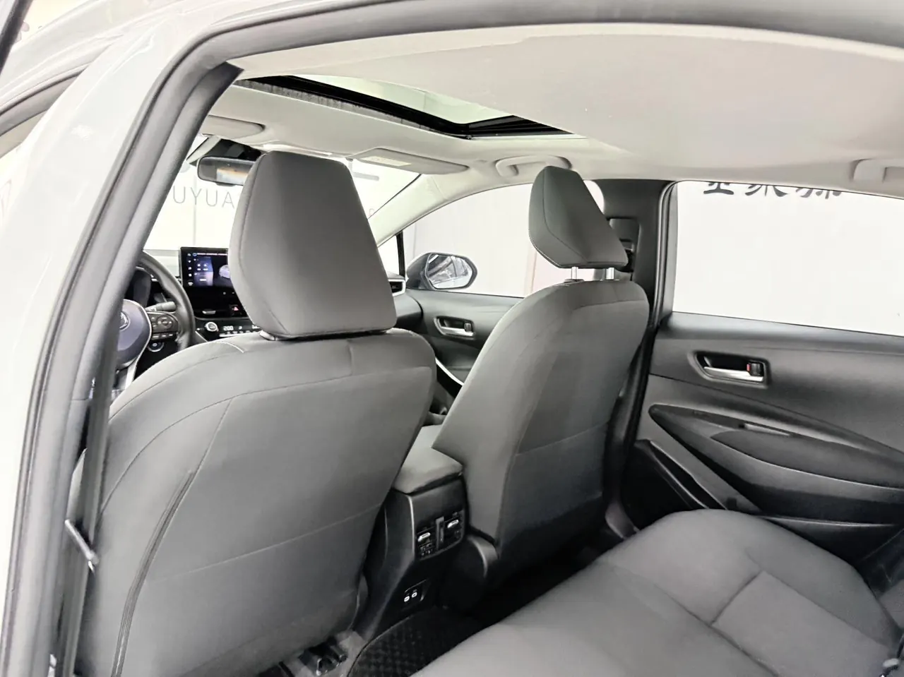 Toyota 2023 Corolla Double Engine 1.8 Stepless Intelligent Electric Hybrid Elite Automatic Gear 4