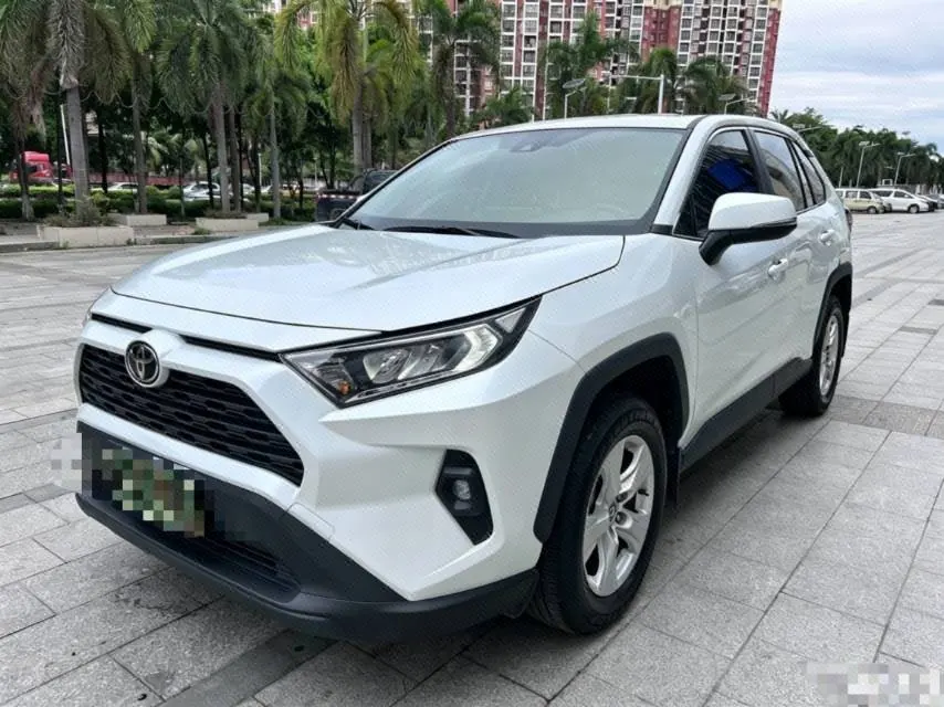 Open image lightbox: Toyota 2024 RAV4 Rongbo 2.0 Stepless Two-Drive City Edition Automatic Gear