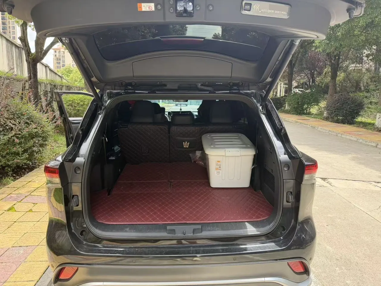 Toyota 2023 Crown Land Release 2.5 Stepless Four-wheel Drive Premium Edition Automatic Gear 7