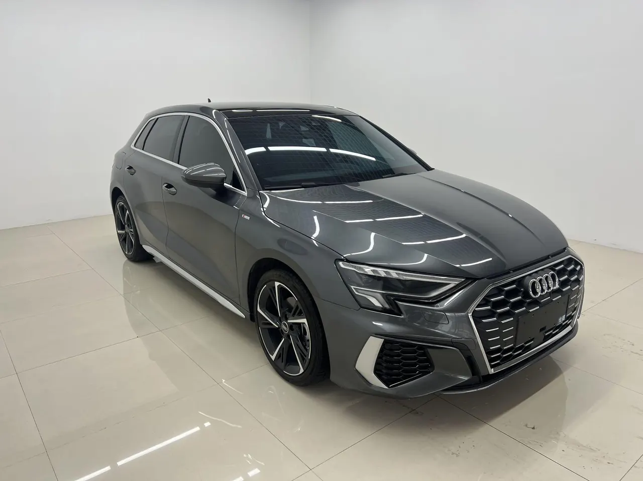 Audi 2023 A3 Sportback 1.4TFSI 35TFSI Fashion Sports Automatic 3