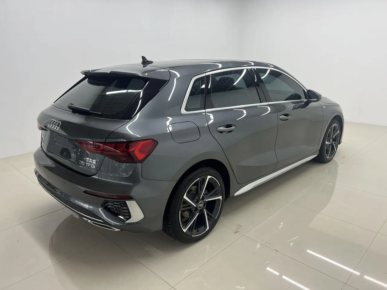 Audi 2023 A3 Sportback 1.4TFSI 35TFSI Fashion Sports Automatic 4