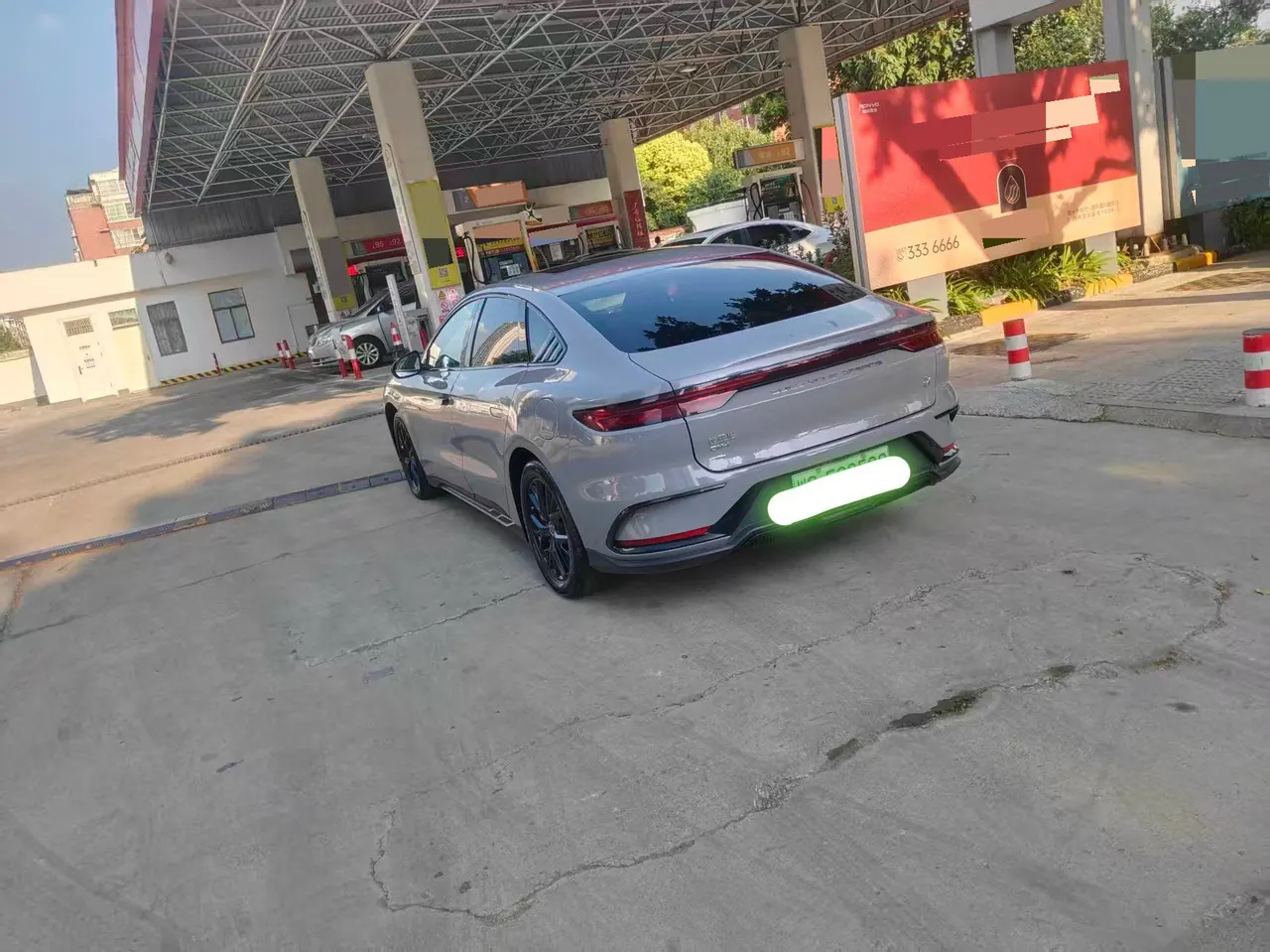 BYD 2024 Chinese DM-i 1.5T stepless glory version 121KM elite automatic gear 4