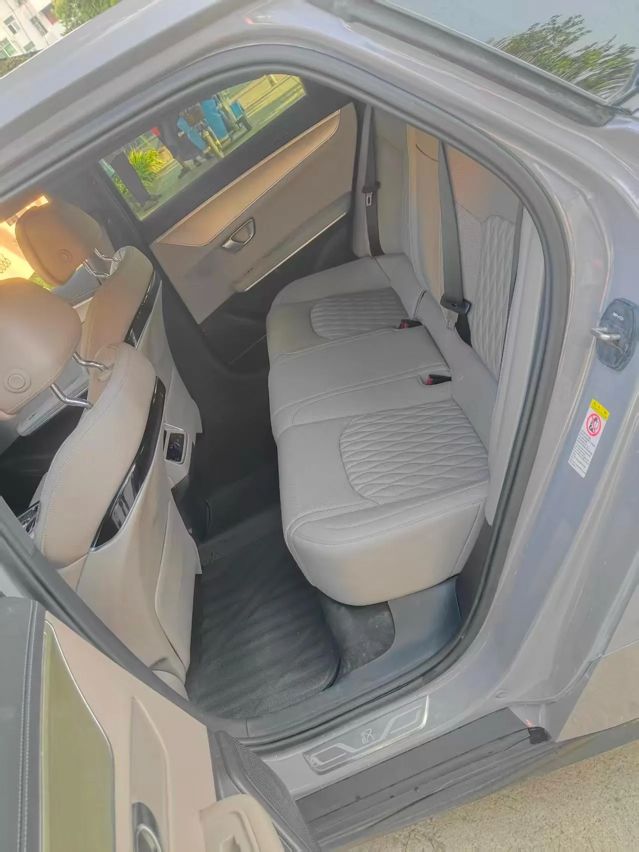 BYD 2024 Chinese DM-i 1.5T stepless glory version 121KM elite automatic gear 7
