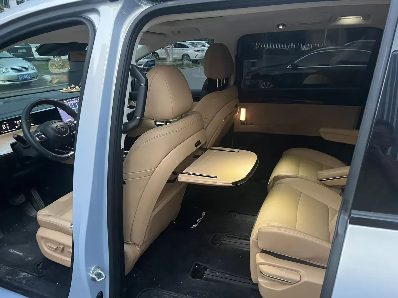 GAC Trumpchi 2024 E8 2.0 150km MAX Automatic Transmission 6