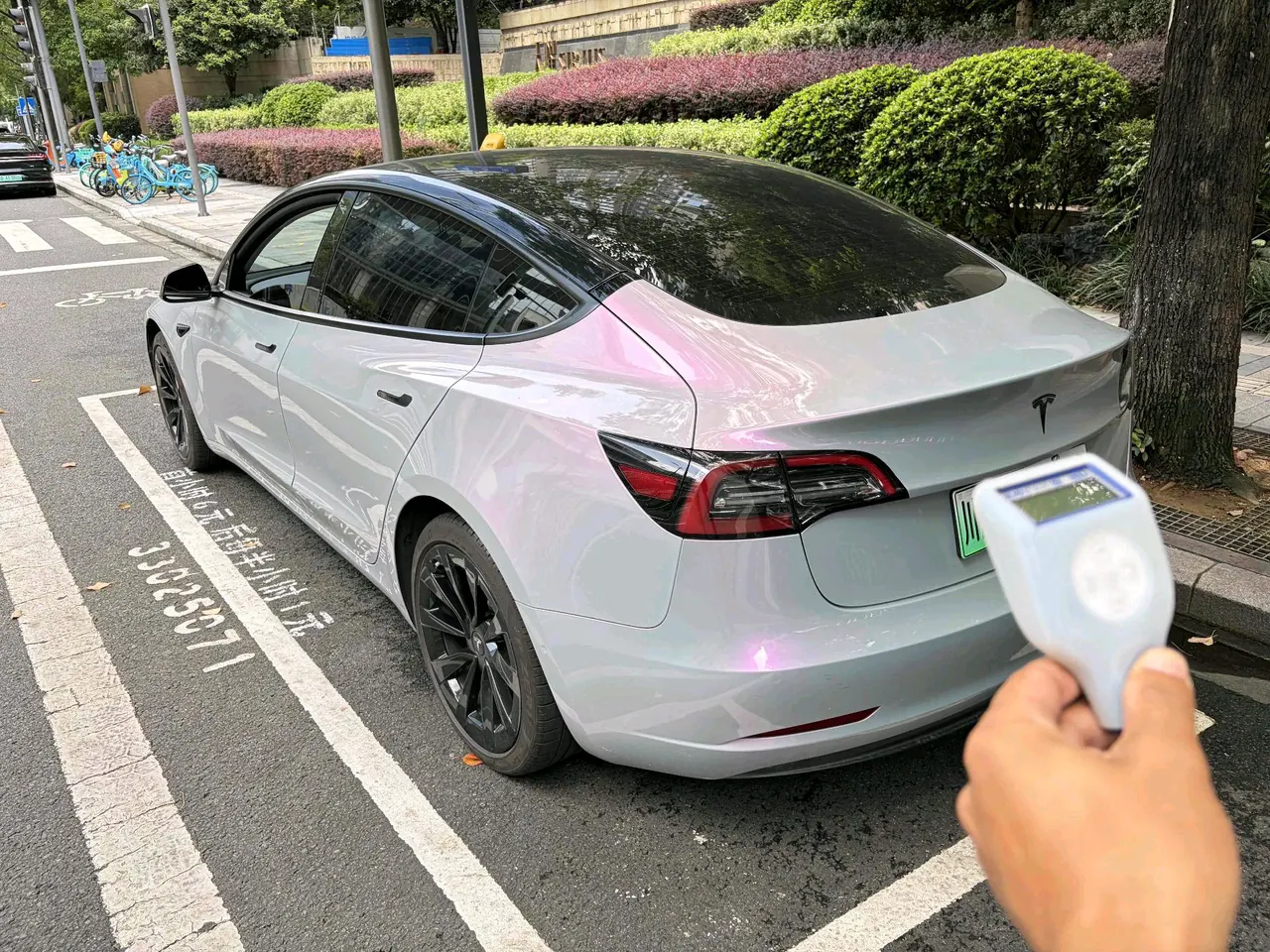 Tesla 2022 Model 3 rear-wheel drive version of automatic transmission 10